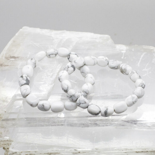 Howlite Small Tumbled Stone Bracelet