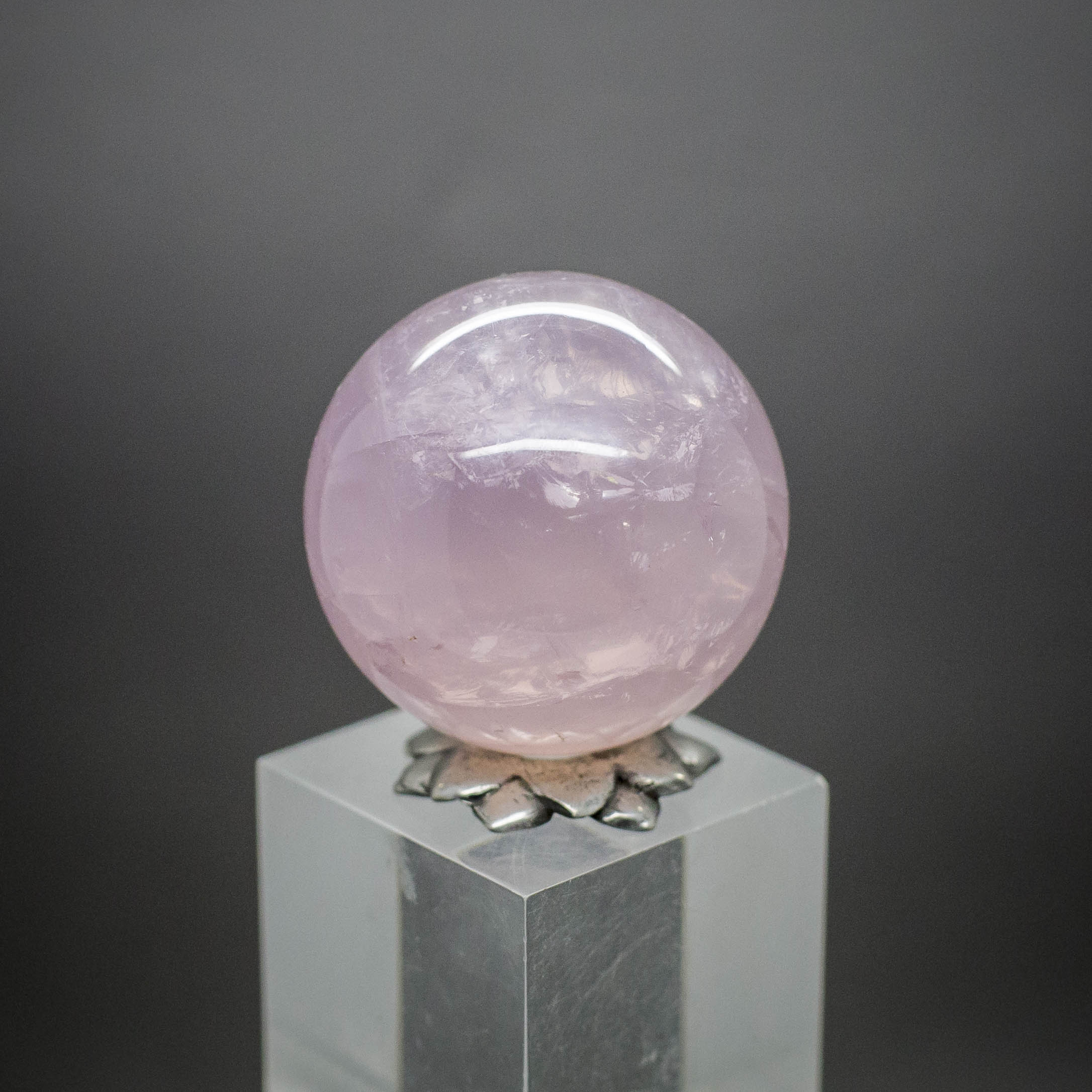 rose quartz sphere