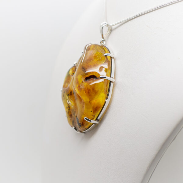 baltic amber pendant (2)