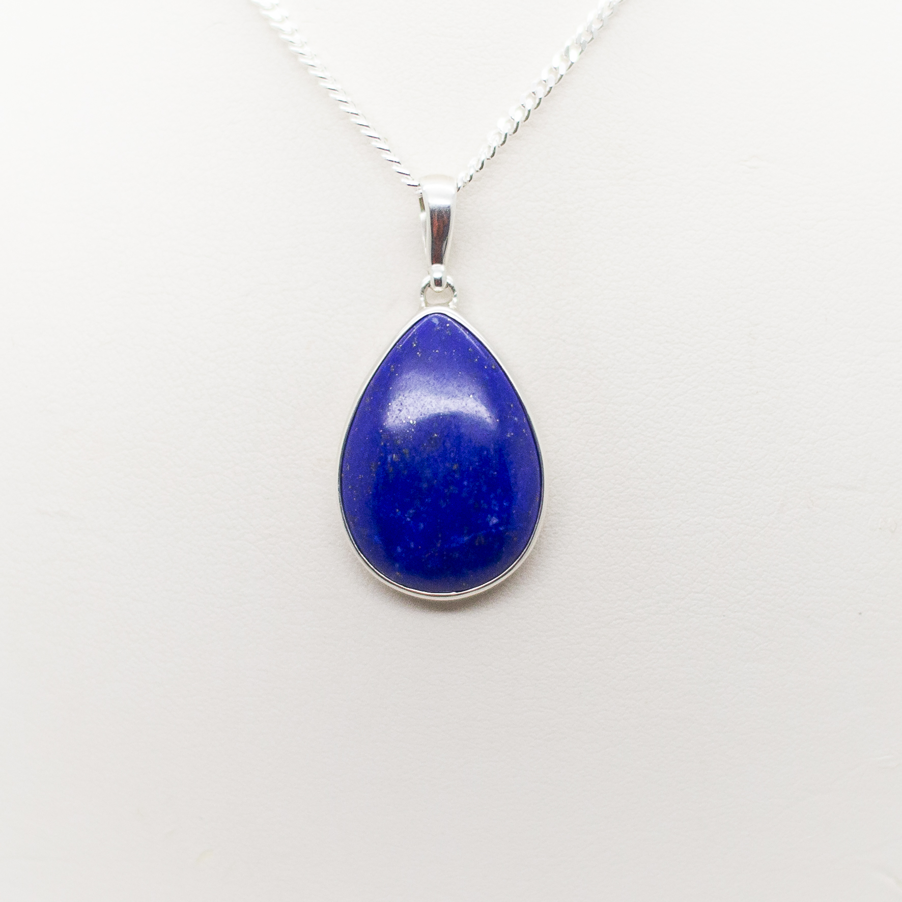 lapis lazuli pendant (1)