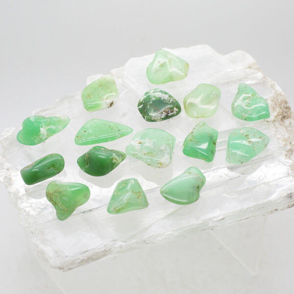 chrysoprase tumbled stone
