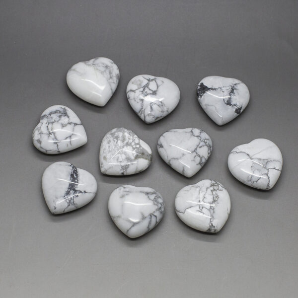 howlite hearts