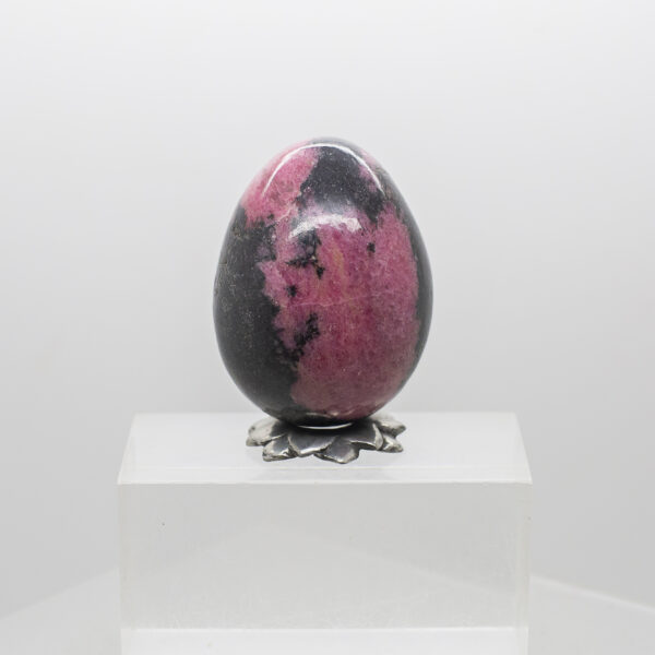 rhodonite egg
