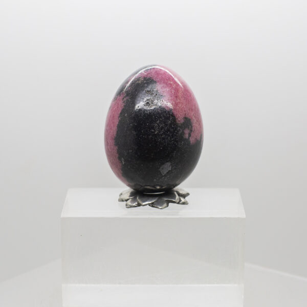 rhodonite egg