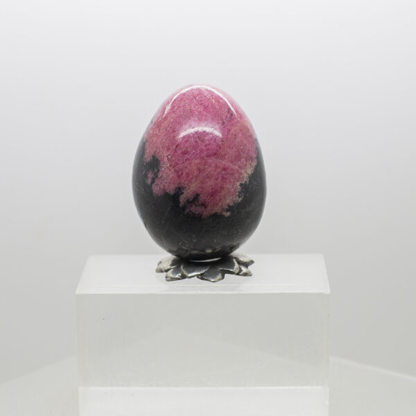 rhodonite egg