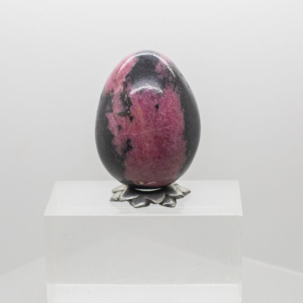 rhodonite egg