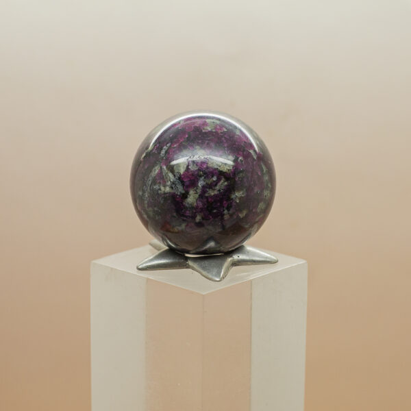 eudialyte sphere