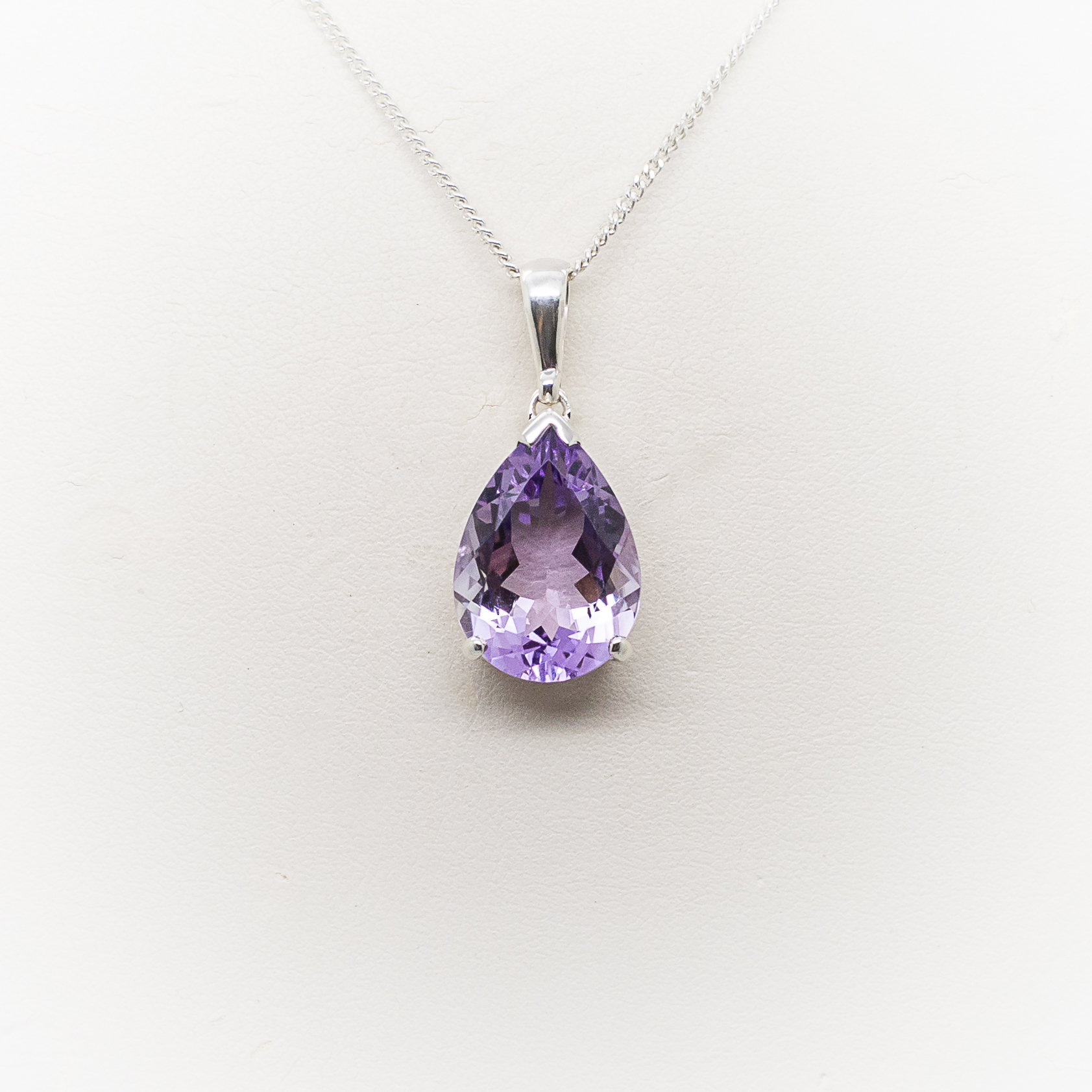 amethyst faceted pendant