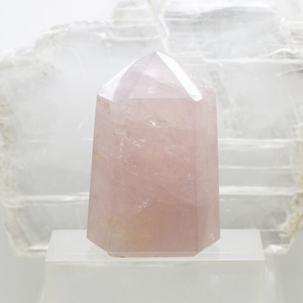 rose quartz free form