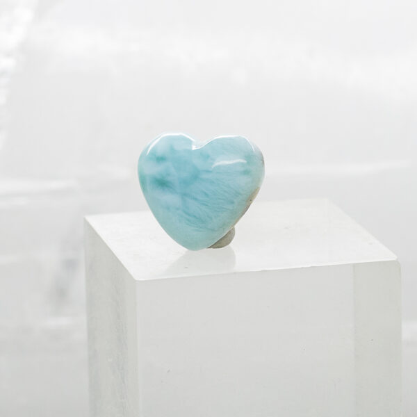 larimar heart