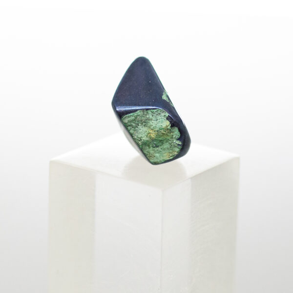 covellite tumbled stone