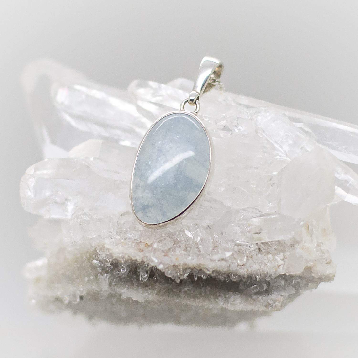 aquamarine pendant