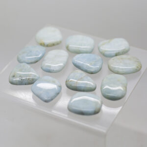 aquamarine hand stone