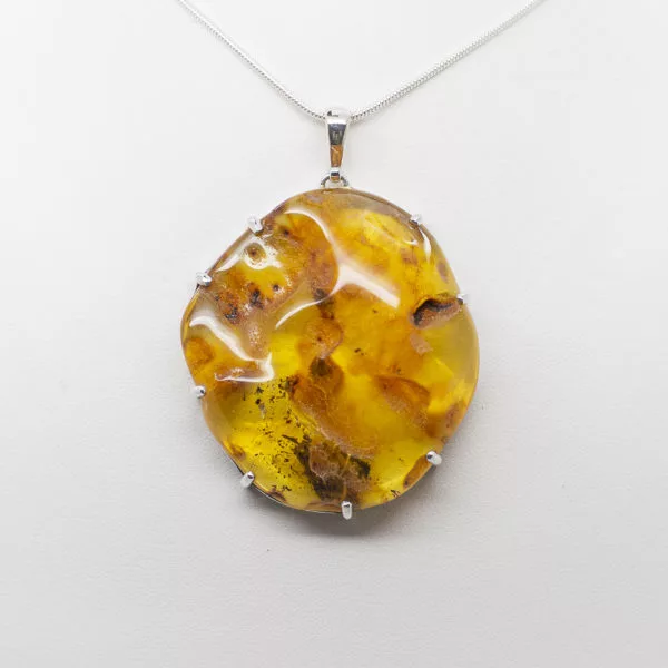 baltic amber pendant (1)