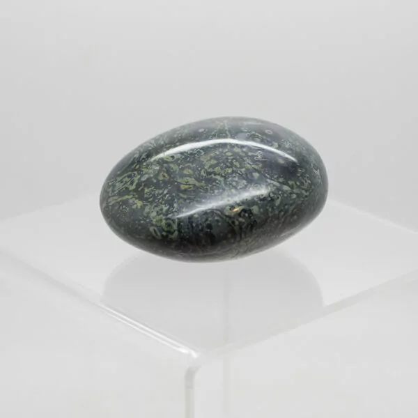 kambaba jasper hand stone (3)