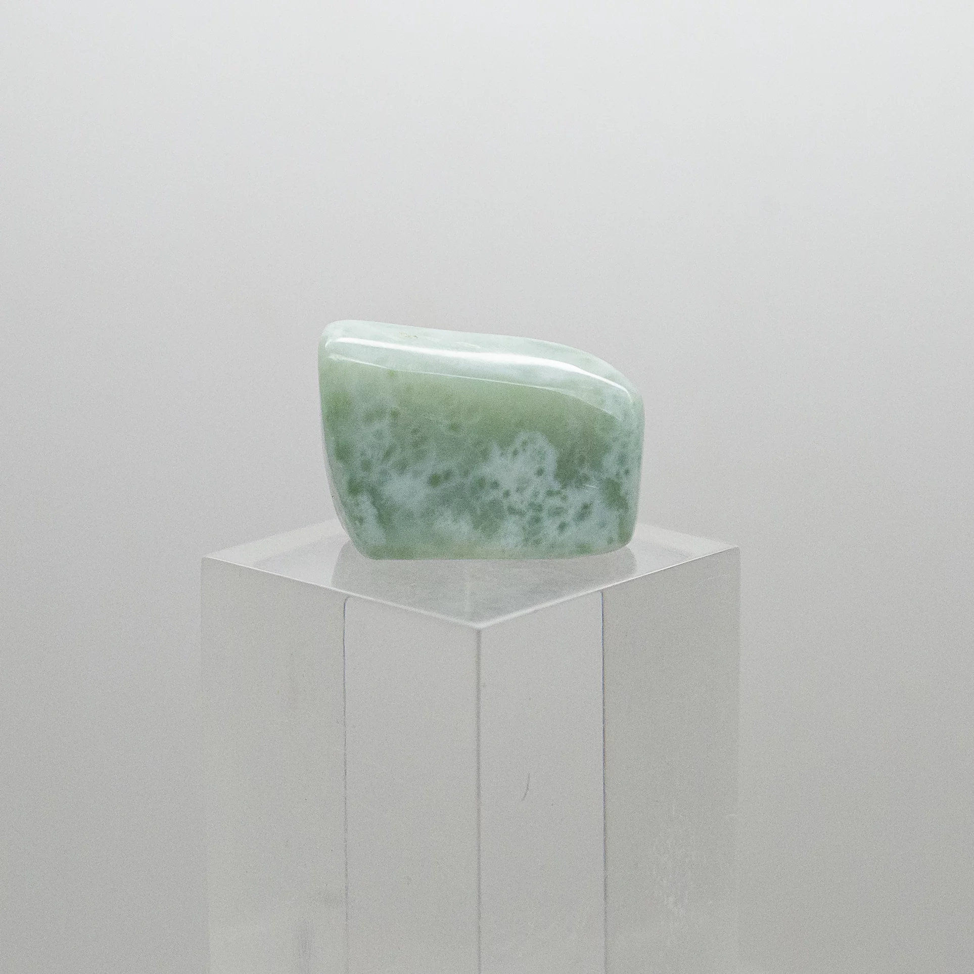 larimar tumbled stone (1)