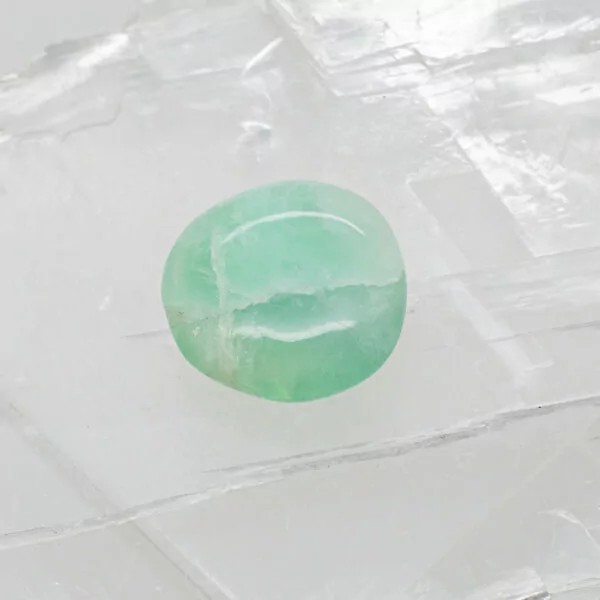 fluorite green tumbled stone