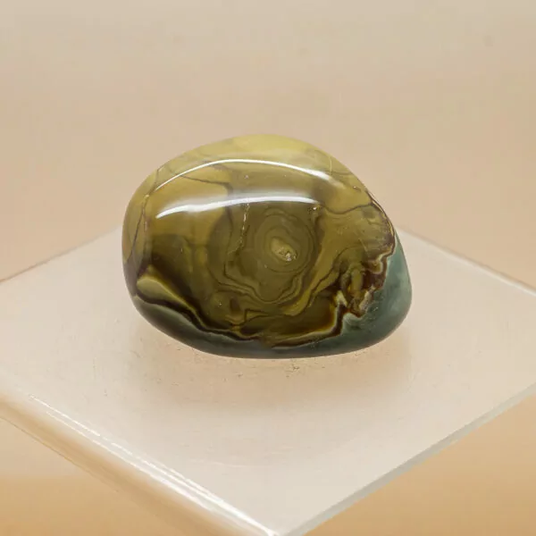 polychrome jasper hand stone