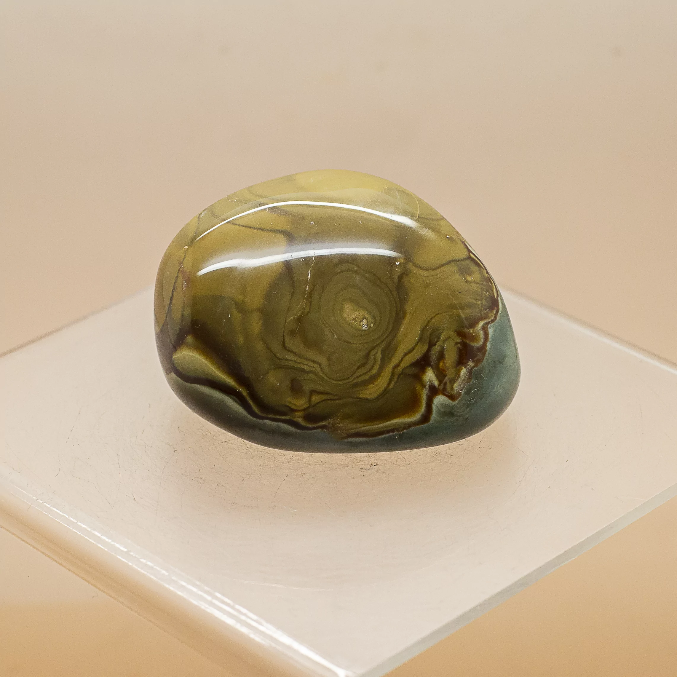 polychrome jasper hand stone