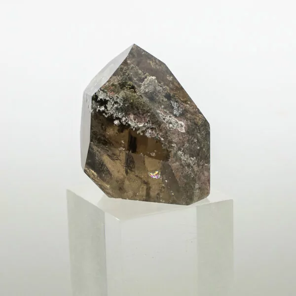 lodalite or garden quartz point