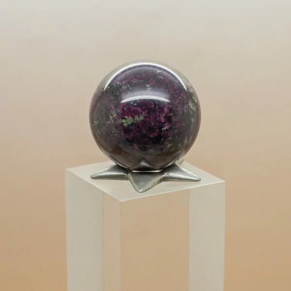 eudialyte sphere