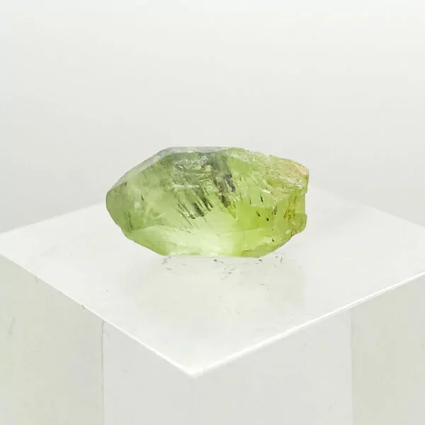 peridot crystal