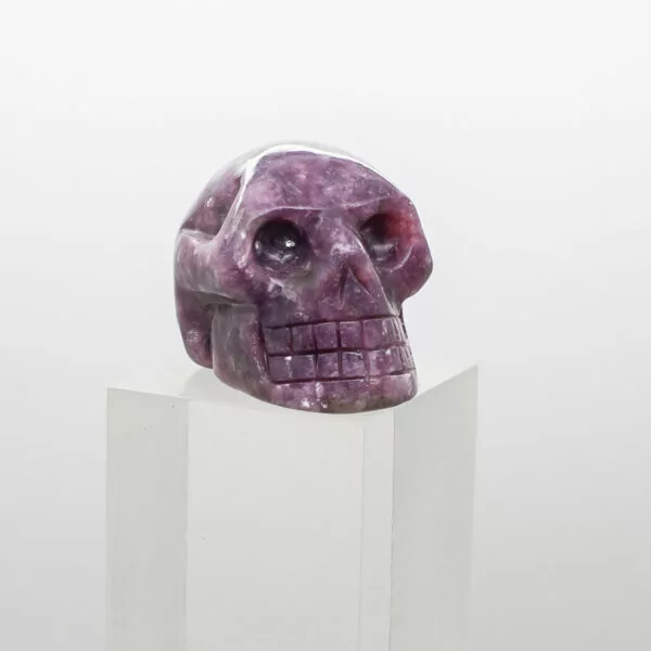 lepidolite skull