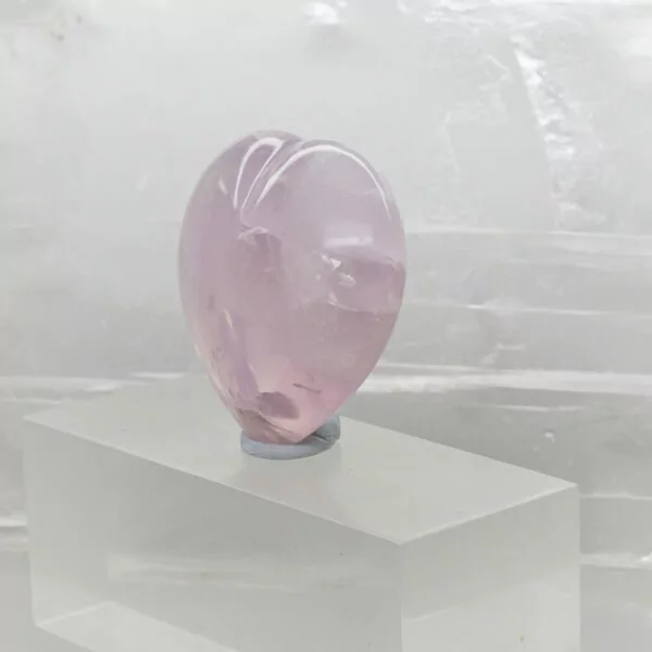 rose quartz heart