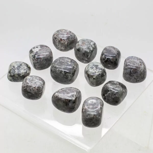 yooperlite tumbled stones