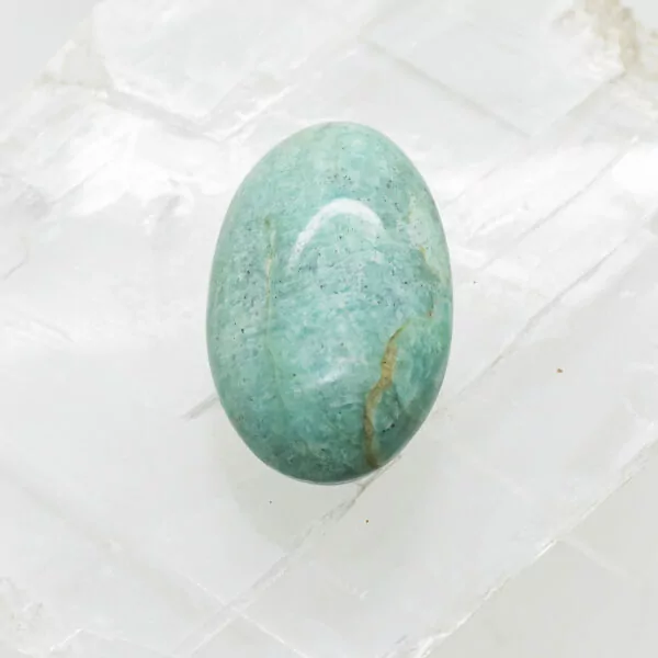 amazonite hand stone