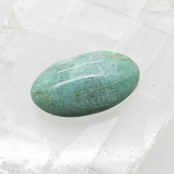 amazonite hand stone