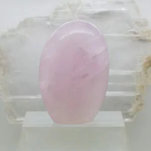 rose quartz free form