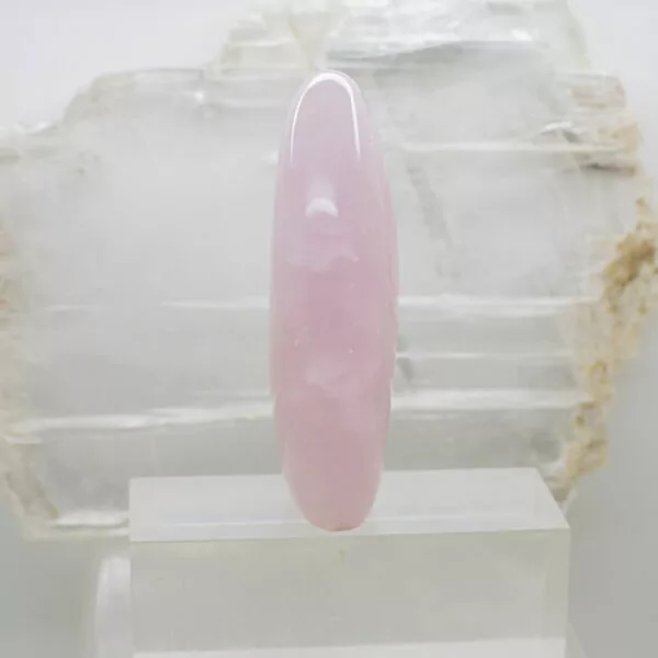 rose quartz free form