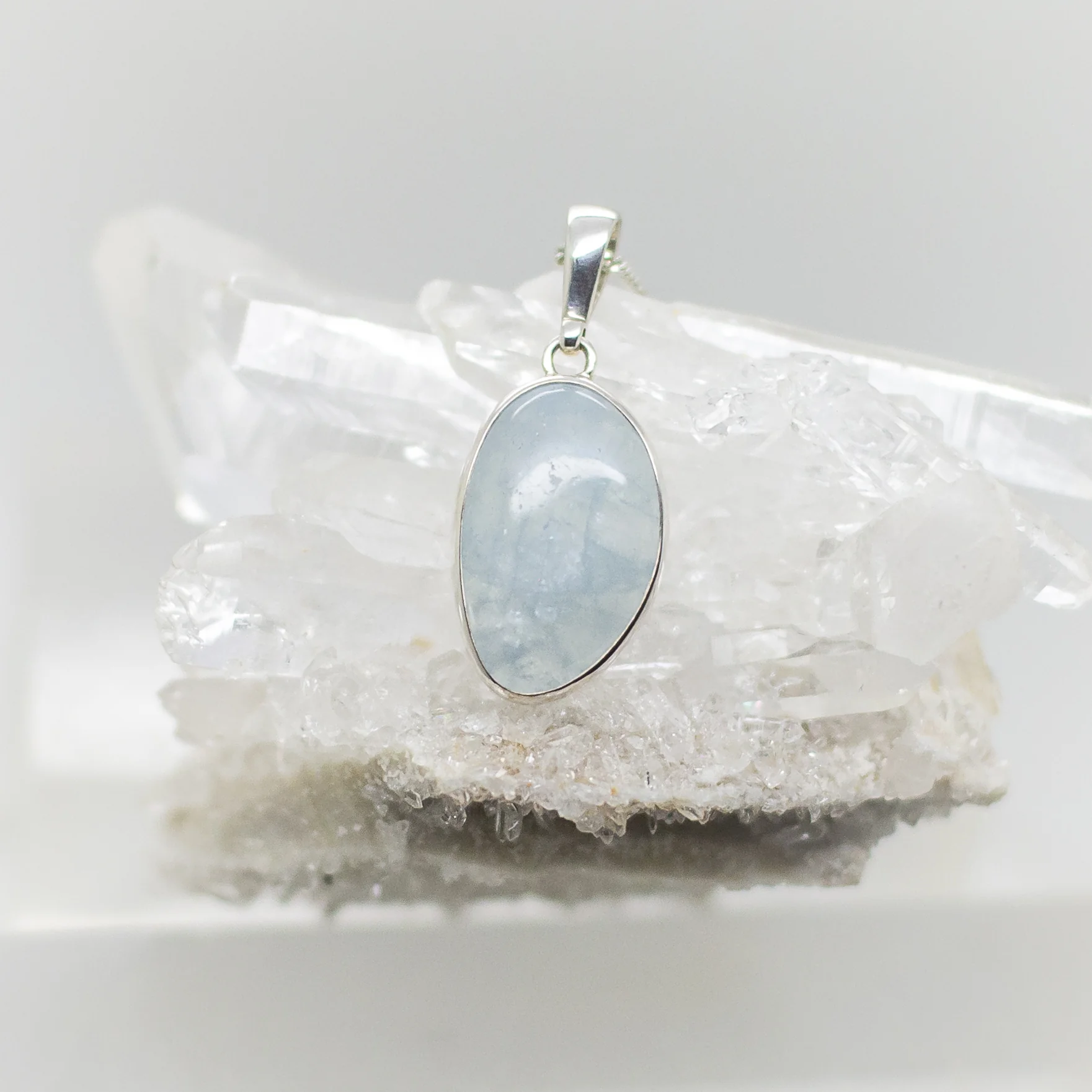 aquamarine pendant